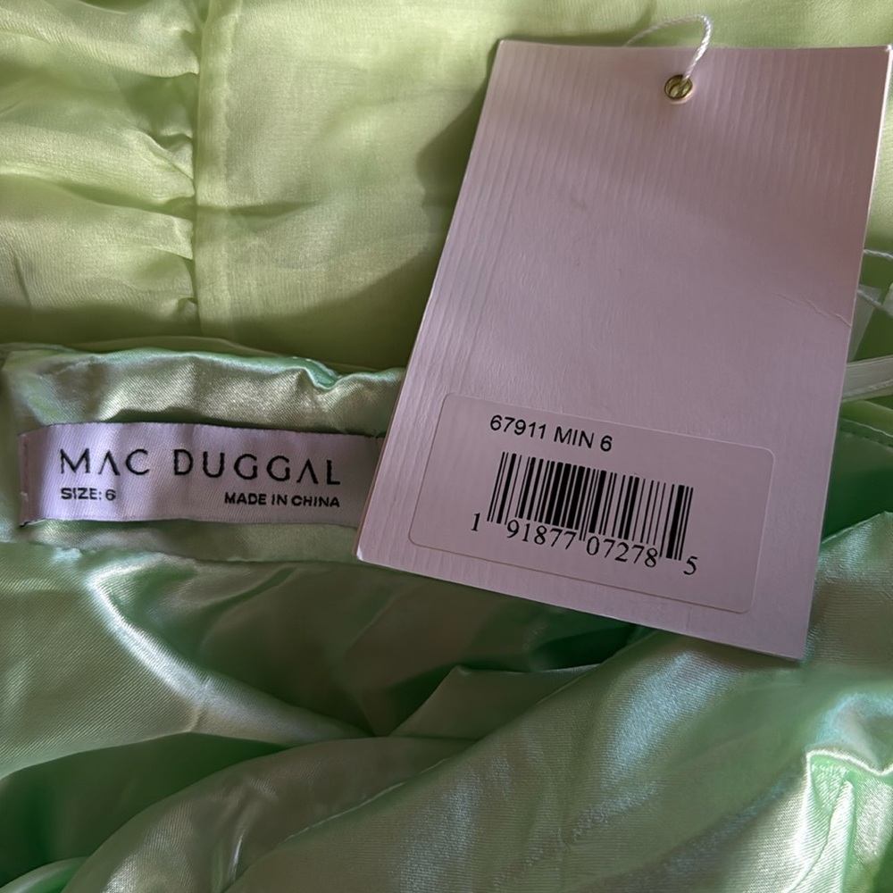 MAC DUGGAL
Ruffle Tiered Cut-Out Chiffon Gown Anthropologie - Picture 11 of 17